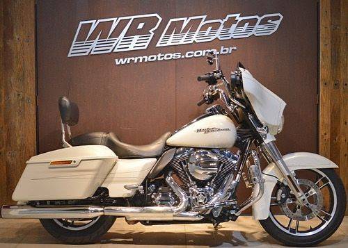 HARLEY-DAVIDSON STREET GLIDE 